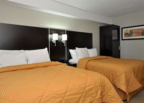 Hotel Comfort Inn Airport West | Mississauga | Ontario | Canada 10