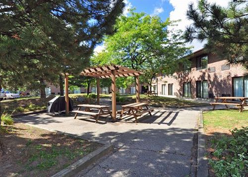 Hotel Comfort Inn Airport West | Mississauga | Ontario | Canada 12