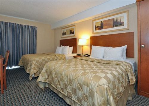 Hotel Comfort Inn Airport West | Mississauga | Ontario | Canada 14