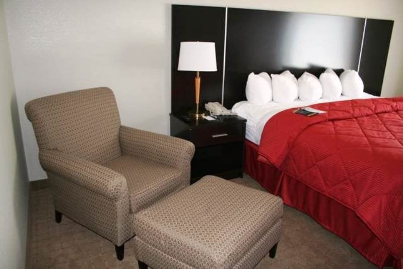 Hotel Comfort Inn Airport West | Mississauga | Ontario | Canada 3