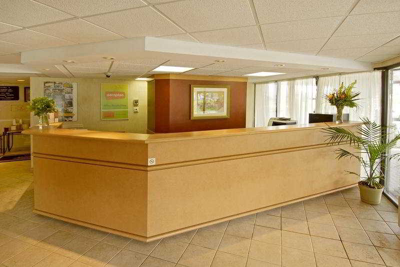 Hotel Comfort Inn Airport West | Mississauga | Ontario | Canada 5