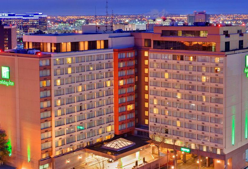 Hotel Holiday Inn Select Toronto International Airport