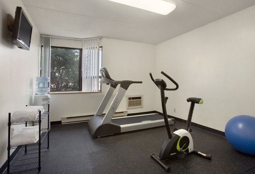 Hotel Travelodge Toronto East | Scarborough | Ontario | Canada 14