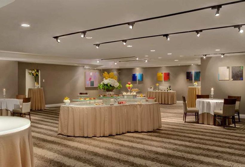 Doubletree by Hilton Hotel Toronto Downtown | Toronto | Ontario | Canada 18