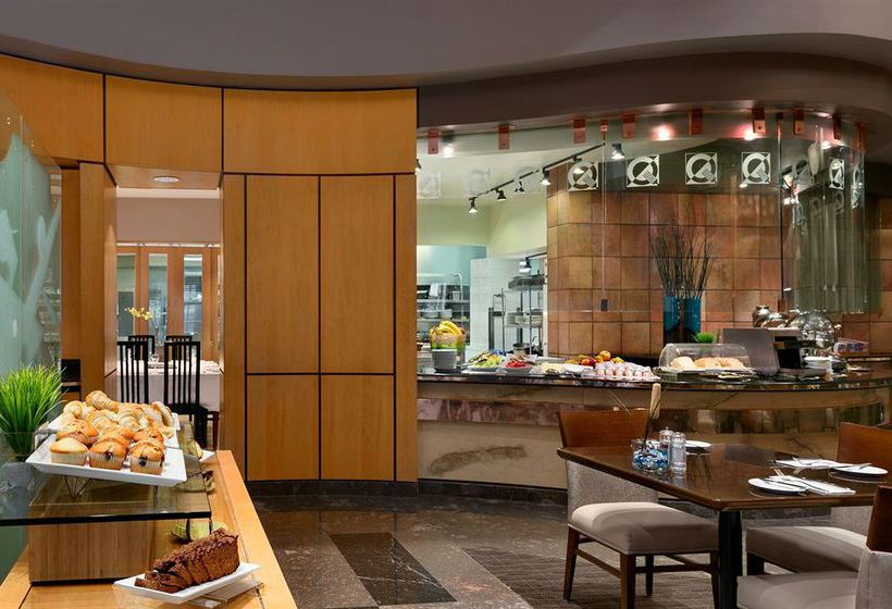 Doubletree by Hilton Hotel Toronto Downtown | Toronto | Ontario | Canada 4