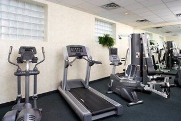 Hotel Four Points by Sheraton Toronto Lakeshore