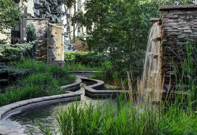 Sheraton Toronto Airport Hotel & Conference Centre