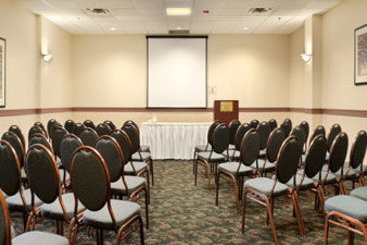 Ramada Hotel & Suites Metrotown | Vancouver | British Columbia | Canada 8