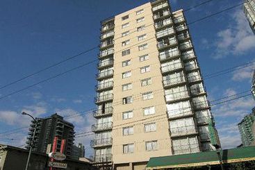 Hotel Tropicana Vancouver