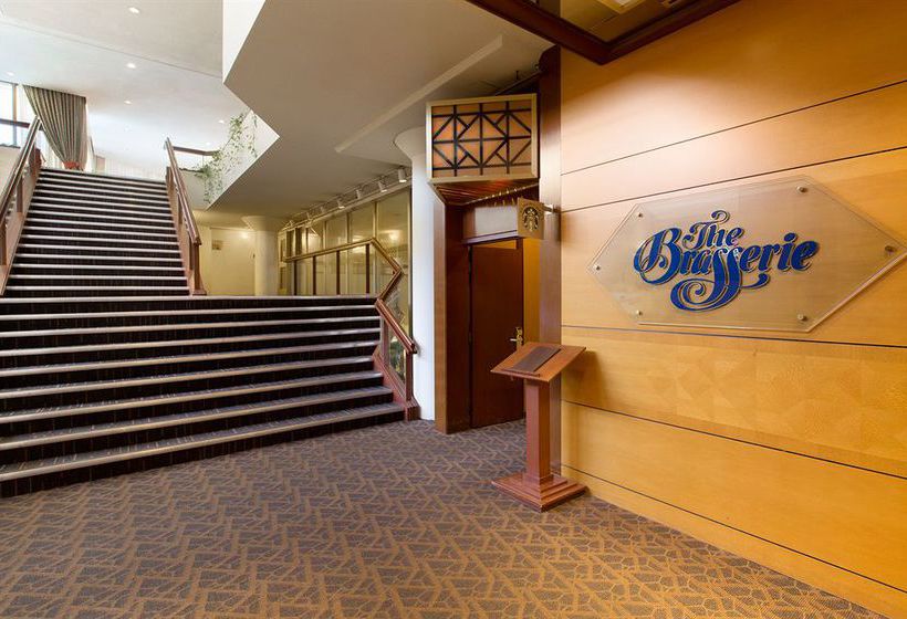 Coast Plaza Hotel & Suites | Vancouver | British Columbia | Canada 14