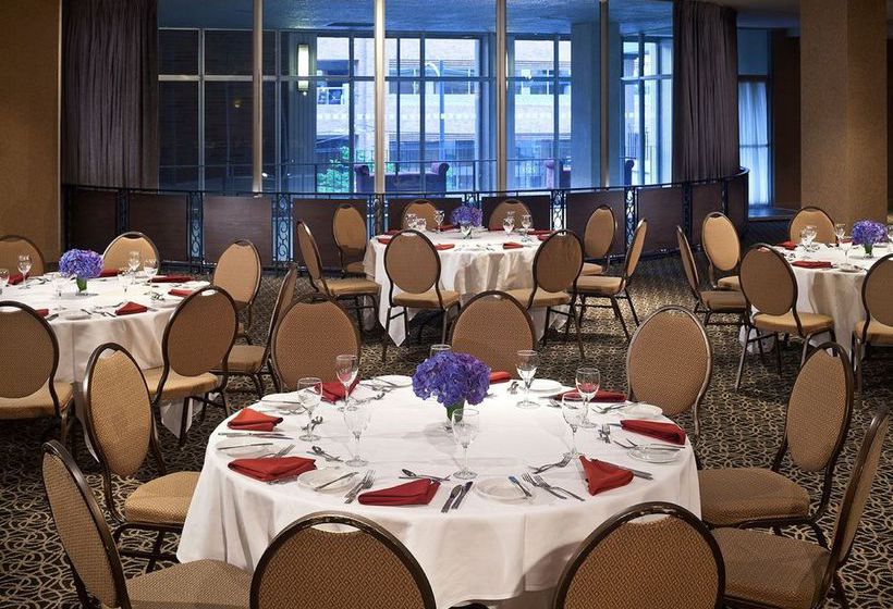 Holiday Inn Hotel & Suites Vancouver Downtown | Vancouver | British Columbia | Canada 10