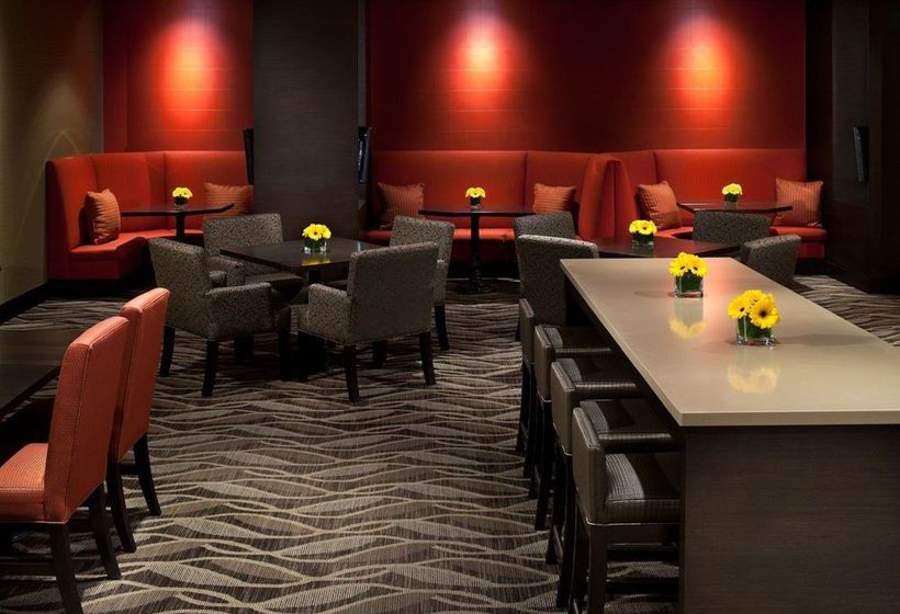 Holiday Inn Hotel & Suites Vancouver Downtown | Vancouver | British Columbia | Canada 13