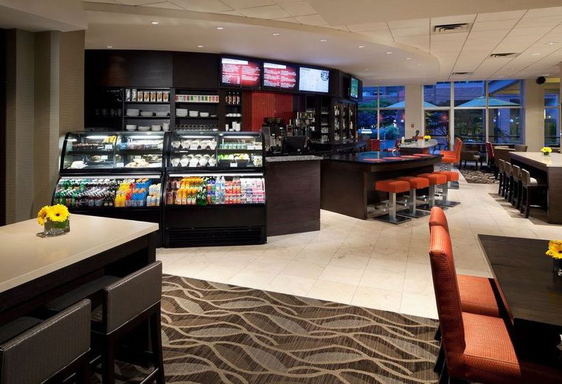 Holiday Inn Hotel & Suites Vancouver Downtown | Vancouver | British Columbia | Canada 19