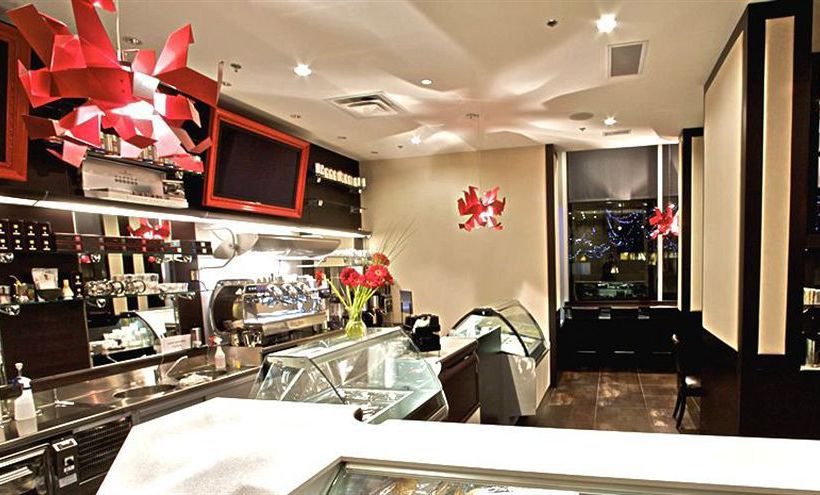 Century Plaza Hotel & Spa | Vancouver | British Columbia | Canada 1