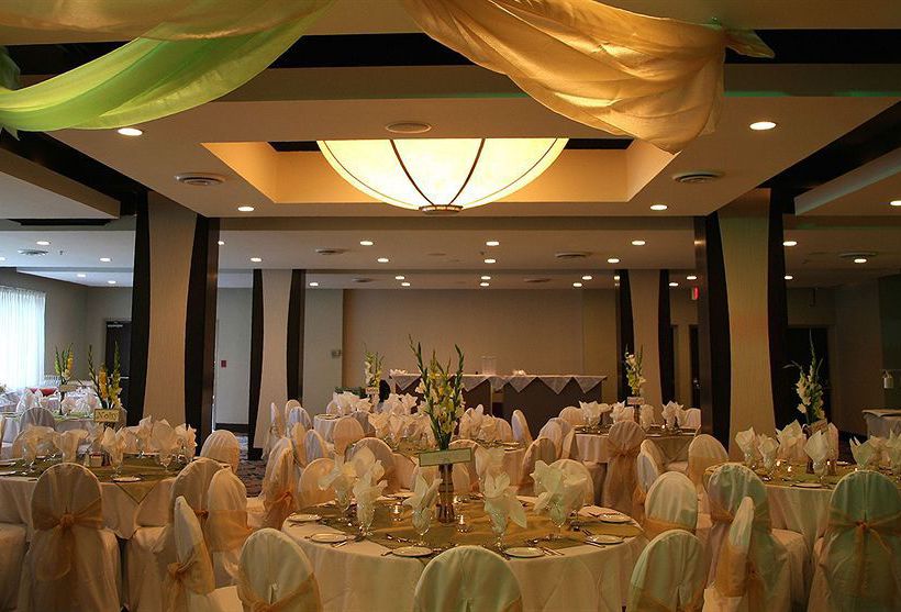 Century Plaza Hotel & Spa | Vancouver | British Columbia | Canada 20