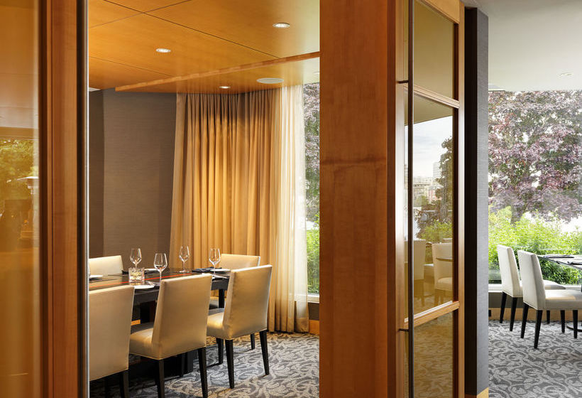 Hotel Inn At Laurel Point | Victoria | British Columbia | Canada 8