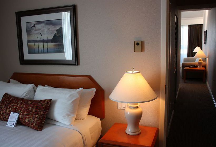 Hotel The Embassy Inn | Victoria | British Columbia | Canada 6