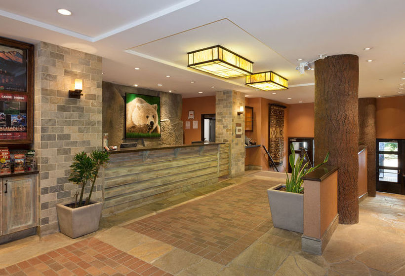 Hotel Blackcomb Lodge & Spa | Whistler | British Columbia | Canada 17