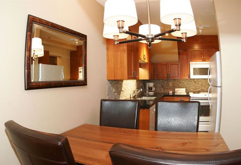 Glacier Lodge | Whistler | British Columbia | Canada 16