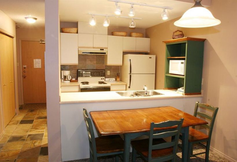 Glacier Lodge | Whistler | British Columbia | Canada 20