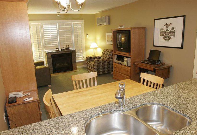 Glacier Lodge | Whistler | British Columbia | Canada 6