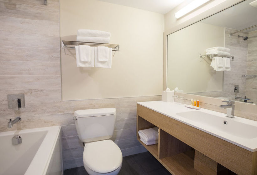 Hotel Crystal Lodge & Suites Whistler | Whistler | British Columbia | Canada 13