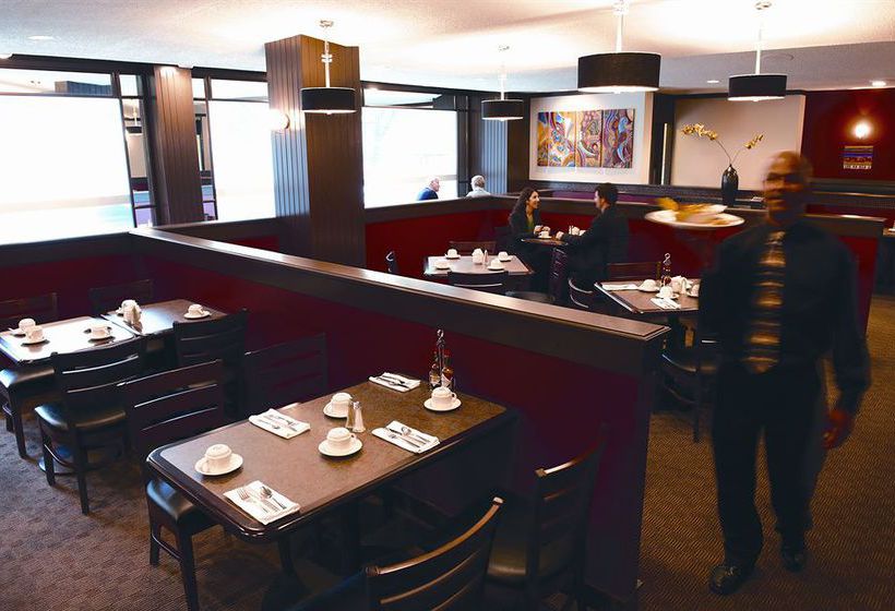 Hotel Place Louis Riel Suite | Winnipeg | Manitoba | Canada 16