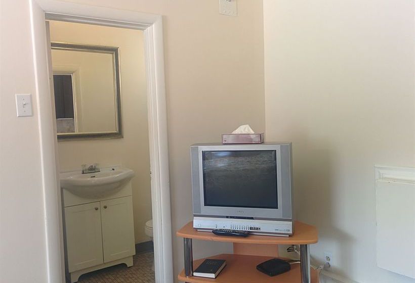 Capri Motel | Winnipeg | Manitoba | Canada 6