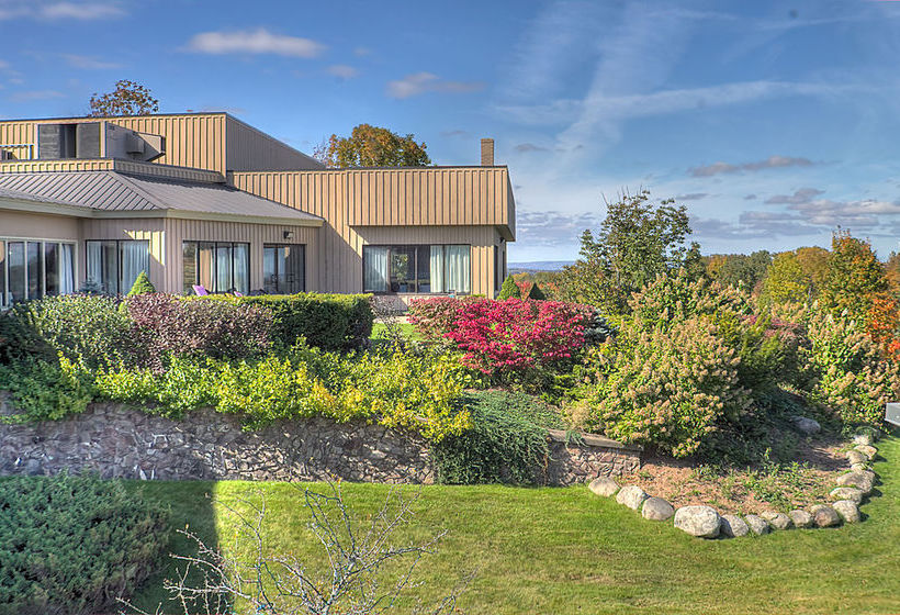 Hotel Old Orchard Inn & Spa | Wolfville | Nova Scotia | Canada 14