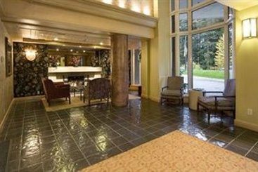 Resort Le Chamois Whistler | Whistler | British Columbia | Canada 16