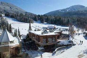 Resort Le Chamois Whistler | Whistler | British Columbia | Canada 4