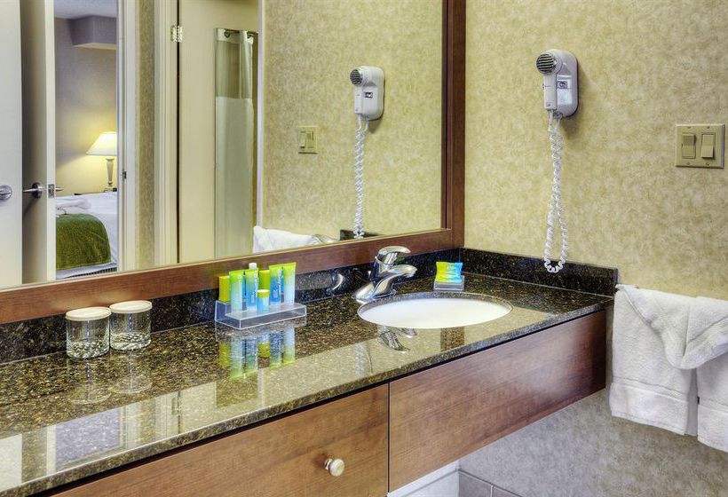 Radisson Suite Hotel Toronto Airport | Toronto | Ontario | Canada 1