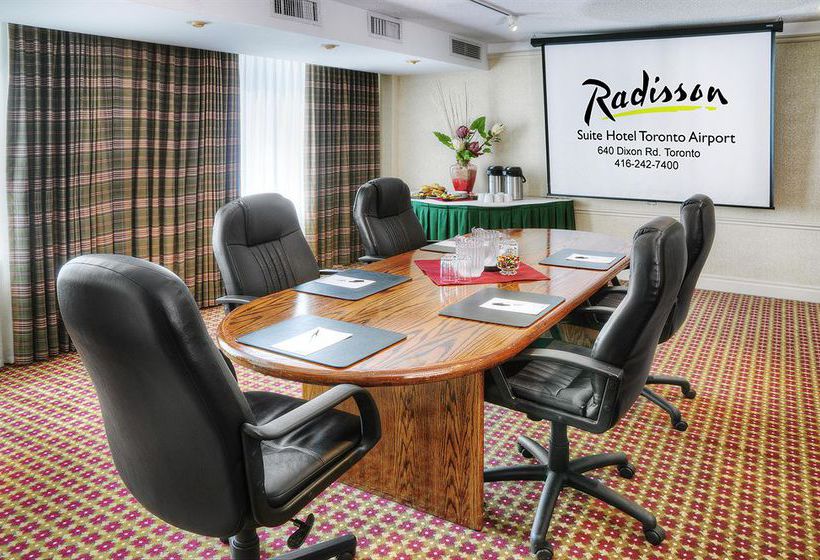 Radisson Suite Hotel Toronto Airport | Toronto | Ontario | Canada 5