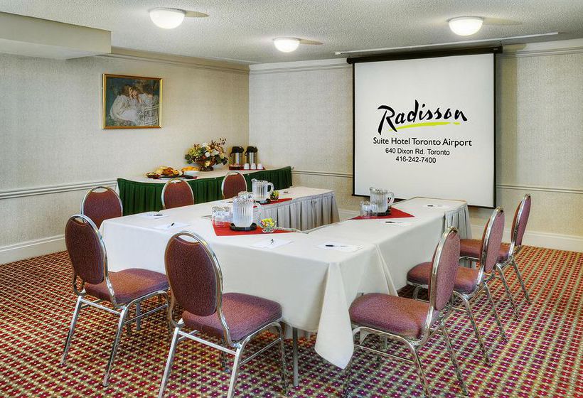 Radisson Suite Hotel Toronto Airport | Toronto | Ontario | Canada 6