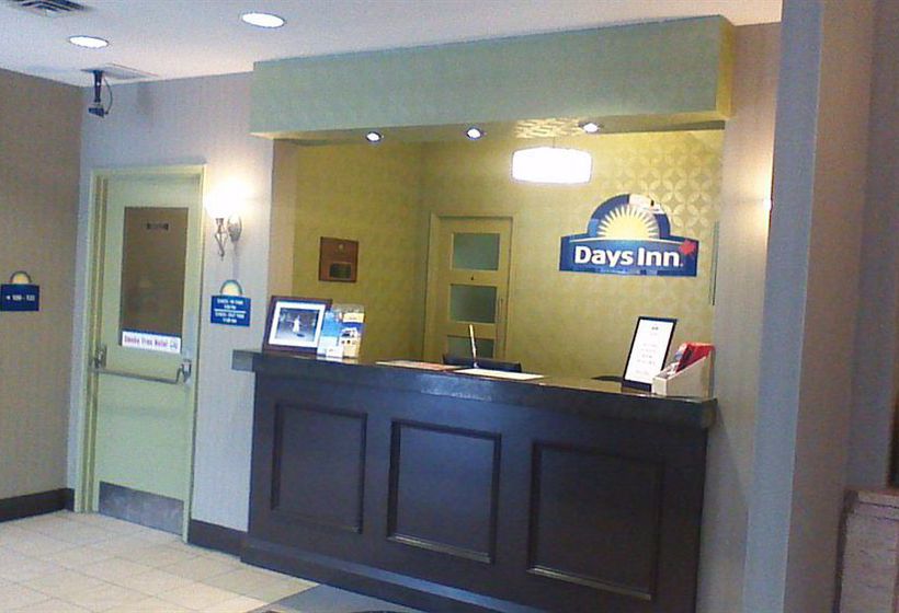 Hotel Days Inn East Beaches | Toronto | Ontario | Canada 1