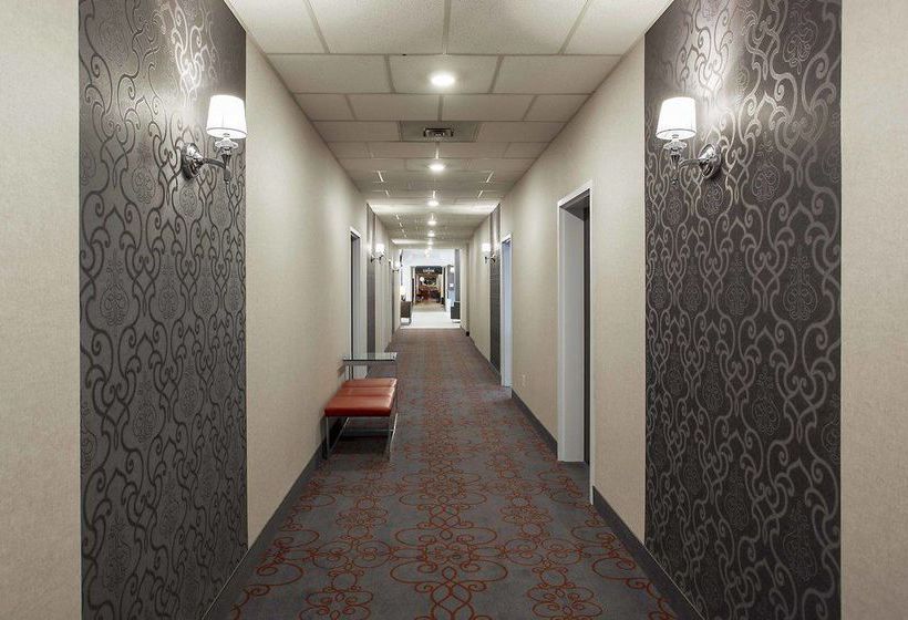 Hotel Quality Suites Montreal Aeroport | Pointe Claire | Quebec | Canada 16