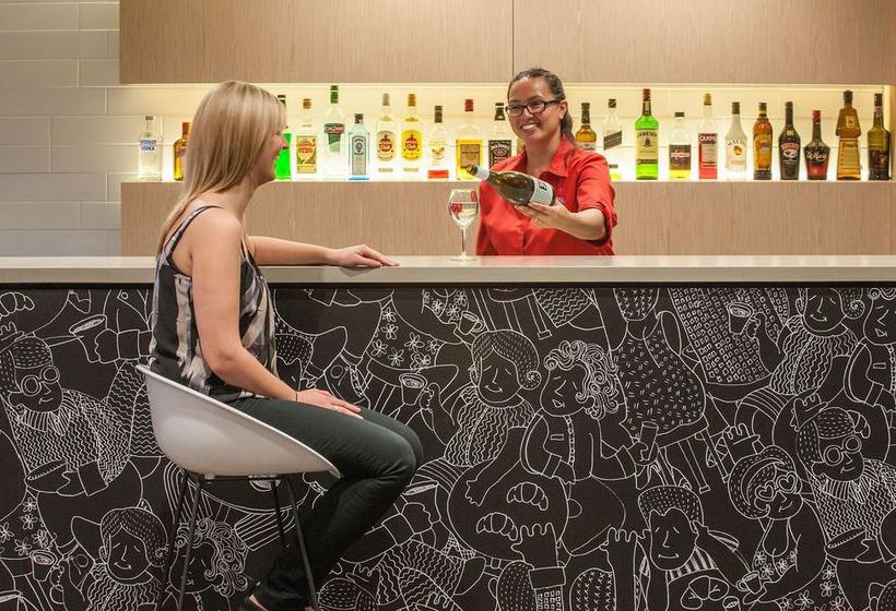 ibis Melbourne Hotel and Apartments Hotel | Melbourne | Victoria | Australia 12