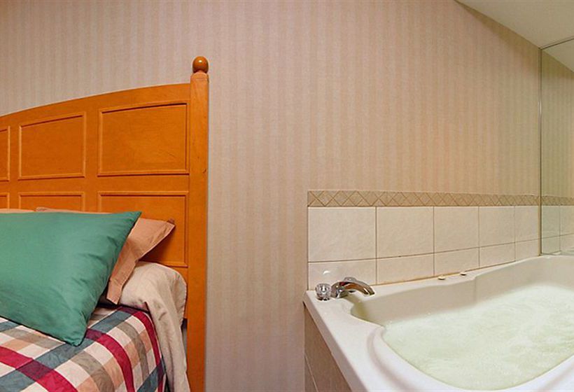 Hotel Whistler Pinnacle | Whistler | British Columbia | Canada 1