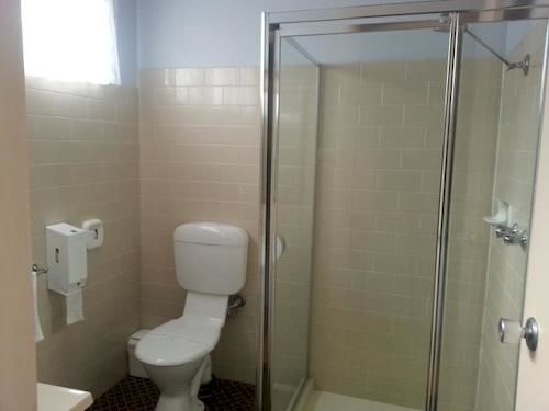 Hotel Flag Big Valley Motor Inn Shepparton Victoria