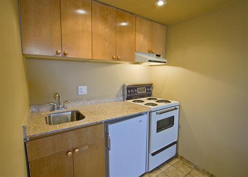 Hotel Comfort Inn & Suites North Vancouver | North Vancouver | British Columbia | Canada 10