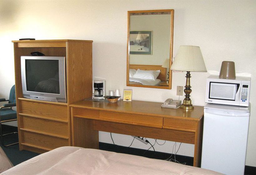 Hotel Colonial Inn | Brandon | Manitoba | Canada 10