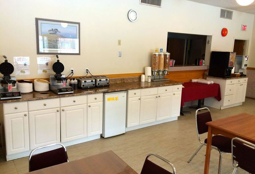 Hotel Colonial Inn | Brandon | Manitoba | Canada 17