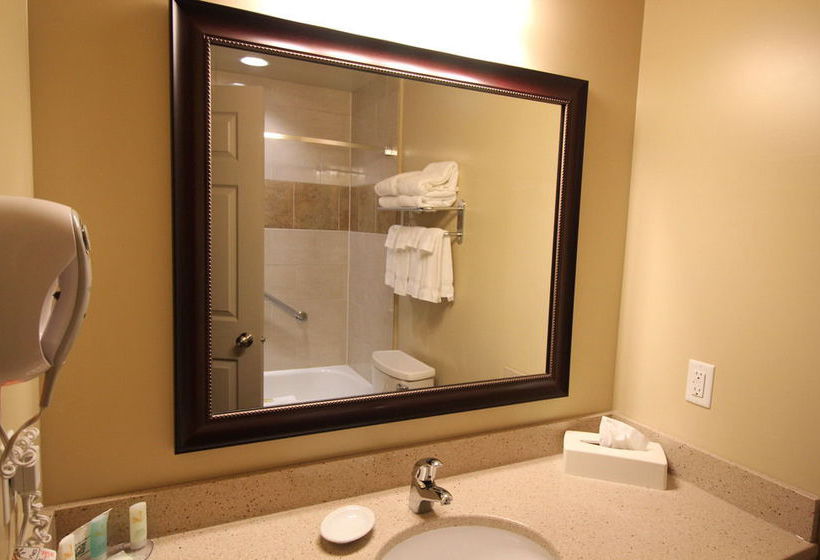 Hotel Quality Inn & Suites Hawkesbury | Hawkesbury | Ontario | Canada 17