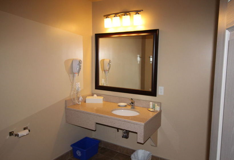 Hotel Quality Inn & Suites Hawkesbury | Hawkesbury | Ontario | Canada 18