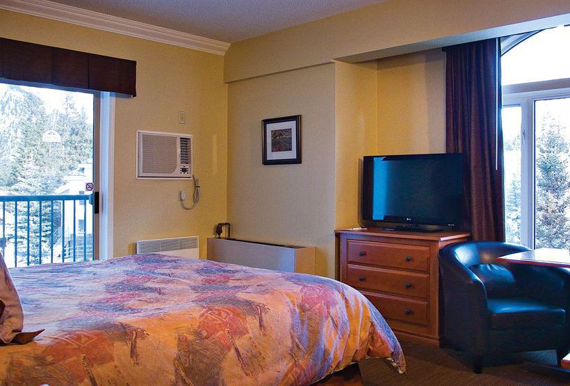 Hotel Irwin's Mountain Inn | Banff | Alberta | Canada 9