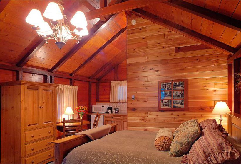 Paradise Lodge & Bungalows | Lake Louise | Alberta | Canada 1