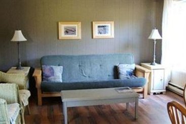 Mackenzie Beach Resort | Tofino | British Columbia | Canada 4