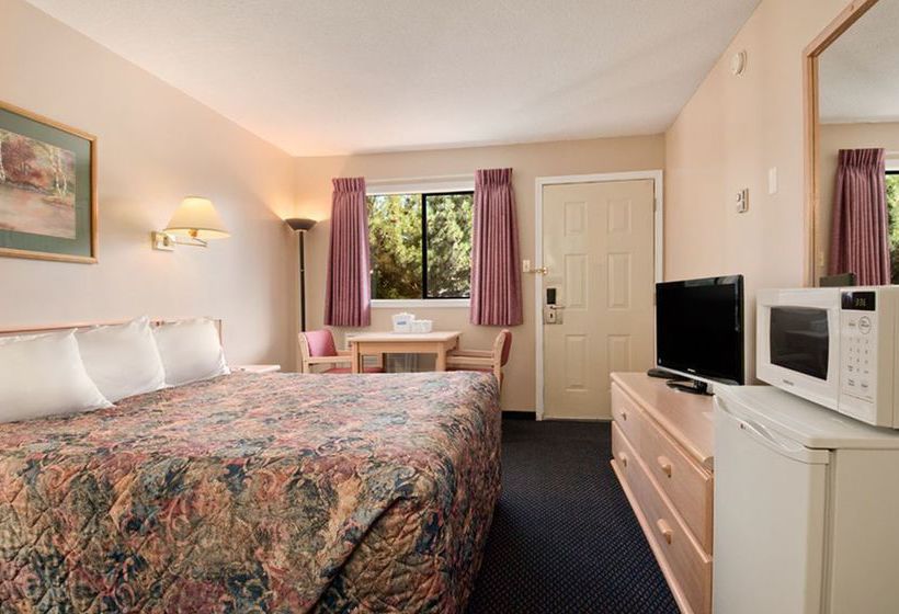 Hotel Travelodge Courtenay BC | Courtenay | British Columbia | Canada