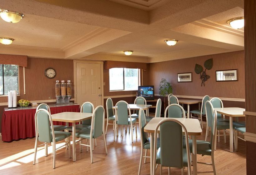 Hotel Travelodge Courtenay BC | Courtenay | British Columbia | Canada 9