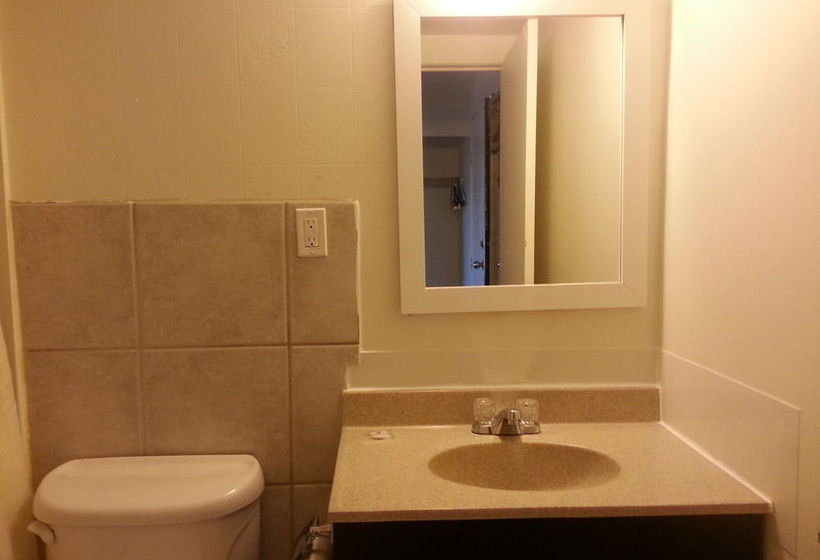 Hotel 401 Motor Inn | Vancouver | British Columbia | Canada 19